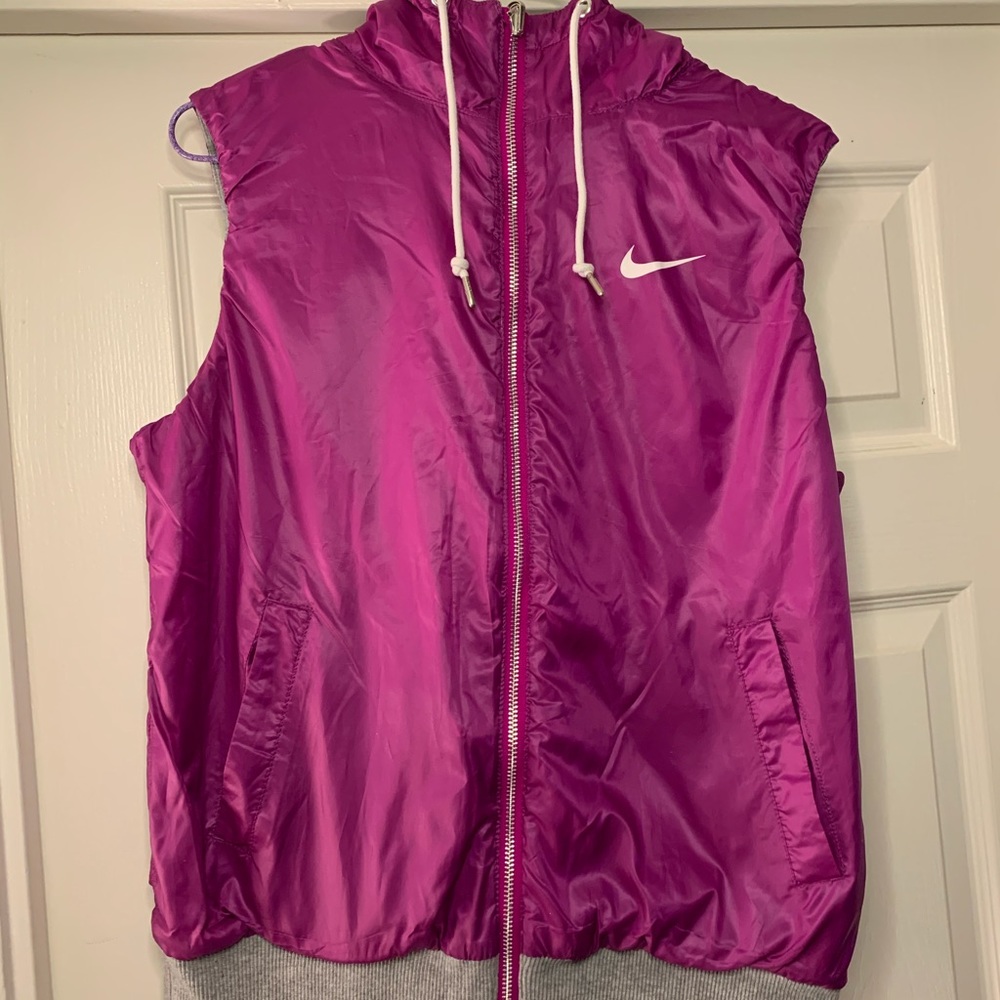 Nike Reversible Outerwear Vest , Size L